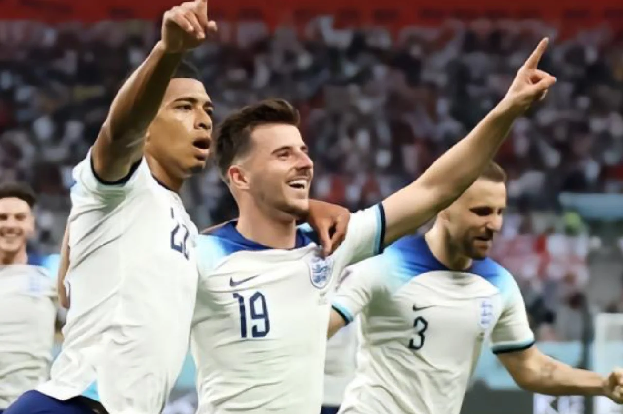 比达尔独中两元！踢进了决定性进球，势不可挡