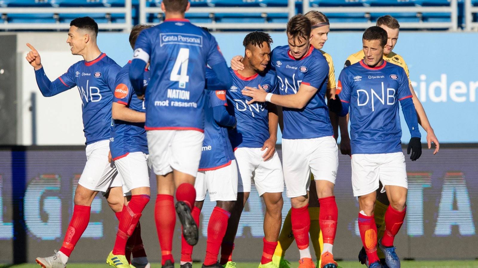 哥斯达黎加球员斯利科尼卡开启进球狂潮！莫尔德震惊，战绩斐然的简单介绍