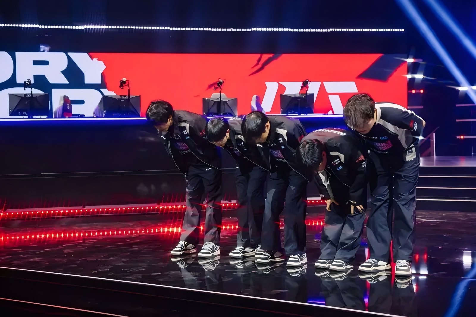 G2横扫BRO，Clid极限生还后反打焦点之战八强赛，点燃全场激情