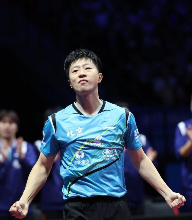 英格兰队绝杀中国队，马龙高光表现