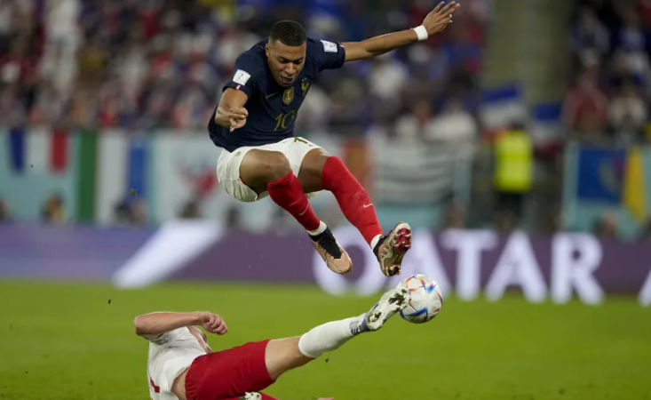 法国队绝杀韩国队，郑思维刷新纪录